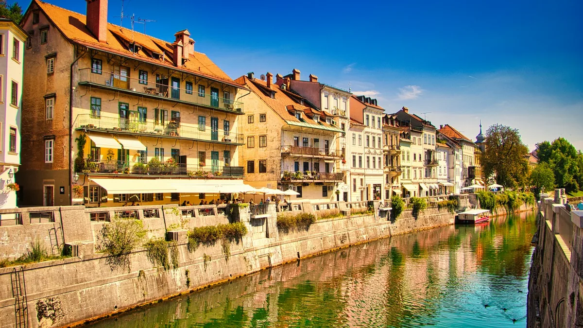 Slovenya